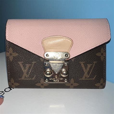 portafoglio louis vuitton depop|portafogli louis vuitton donna.